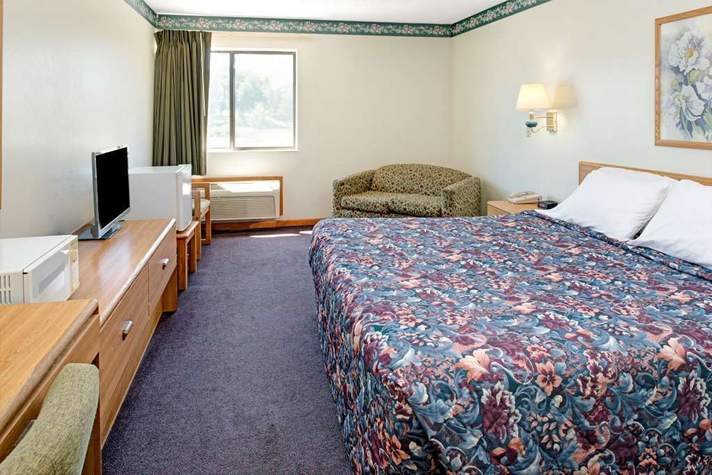 Rodeway Inn Red Oak Quarto foto